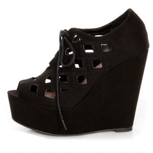 Cut Out Lace Up Peep Toe Platform Wedges size 6